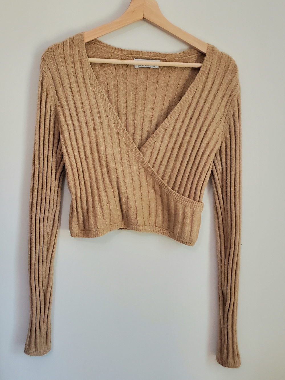Urban Outfitters Ribbed Wrap-Style Cropped Sweater M Tan GUC Soft Girl